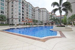 Estella Gardens (D17), Condominium #249623341